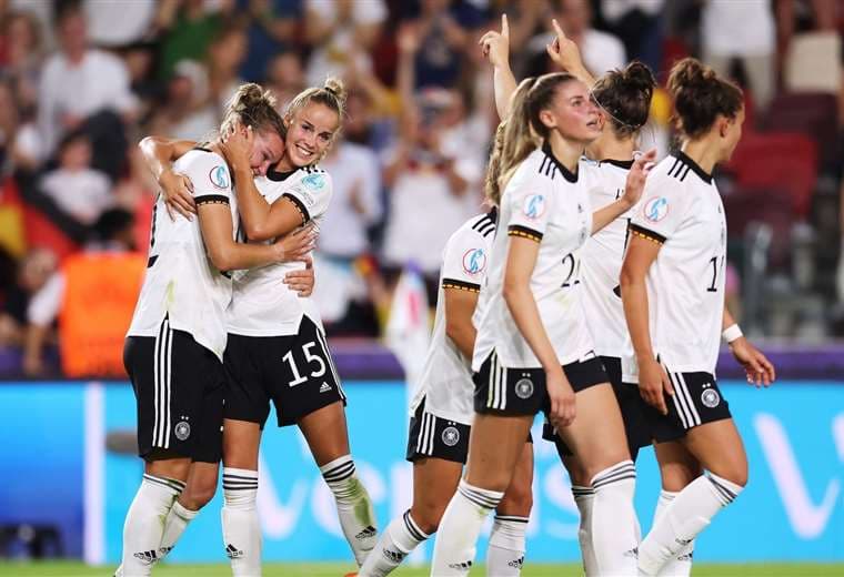Alemania clasificó a la final de la Eurocopa Femenina
