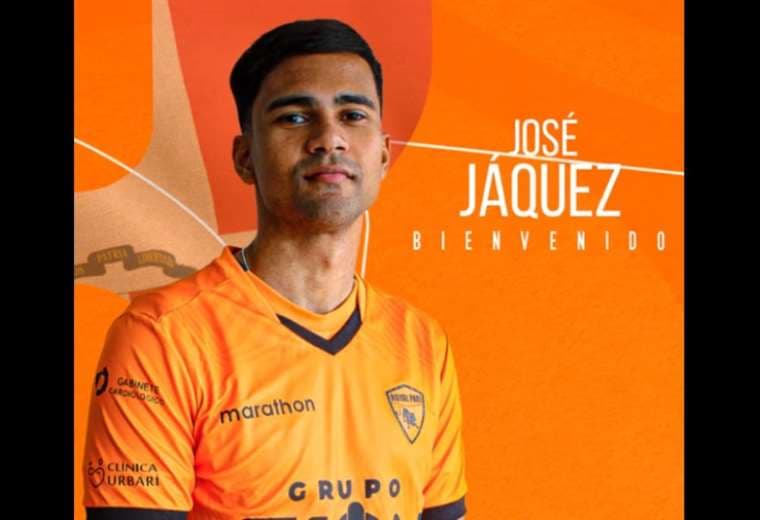 José Jáquez, la esperanza de gol en Royal Pari. Foto: Captura de pantalla