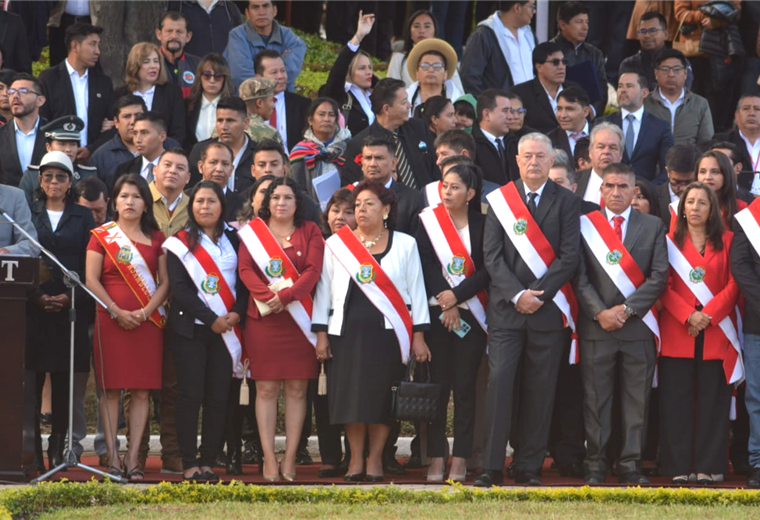 Luis Arce asiste a los festejos por la efeméride de Tarija. Foto. APG 