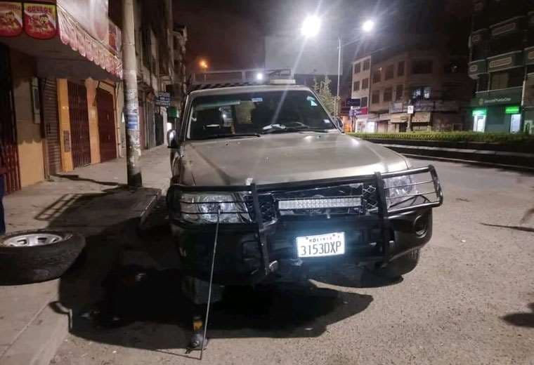 La Paz: Un secretario de la Gobernación choca un vehículo oficial y Quispe asegura que no socapará a nadie