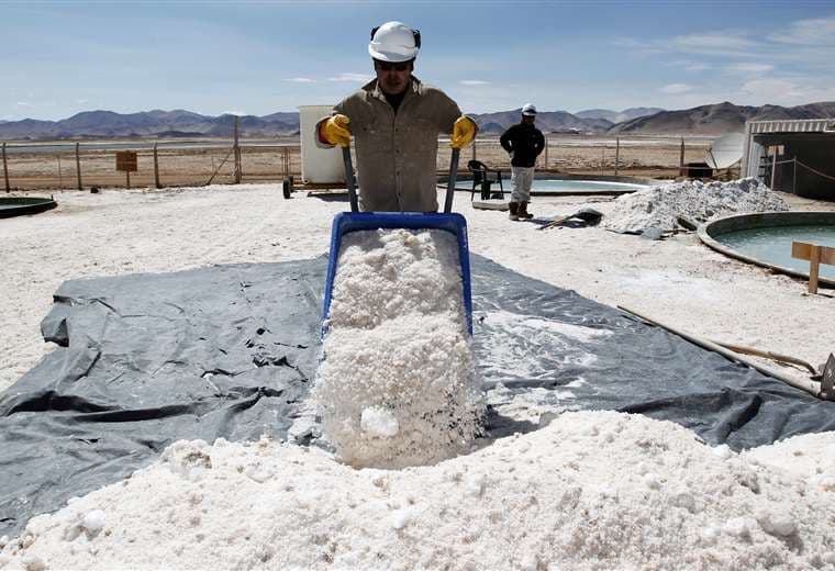 Planta de carbonato de Litio en Uyuni operará al 30% tras reparación de Piscinas