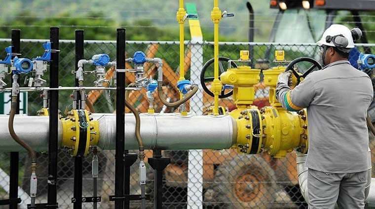 Mesa afirma que el Gobierno sigue ocultando las reservas de gas y que “la ineptitud de YPFB” “confirma que la crisis alcanza dimensiones inmanejables”